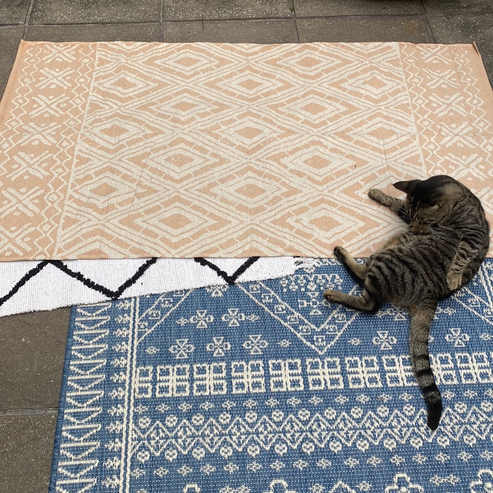 African style geometric block print Rug 3' x 5' - Picture 5 of 7